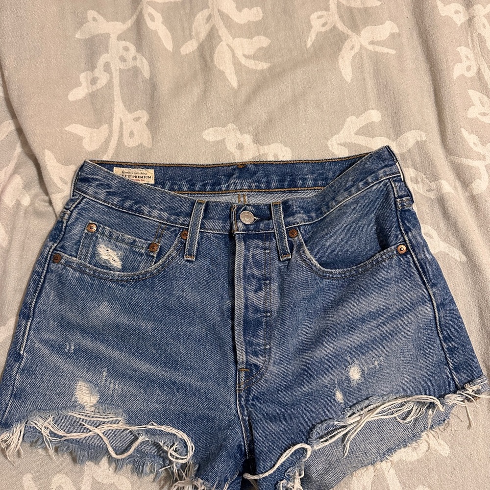 Levis 501 High-Rise Distressed Denim Shorts
